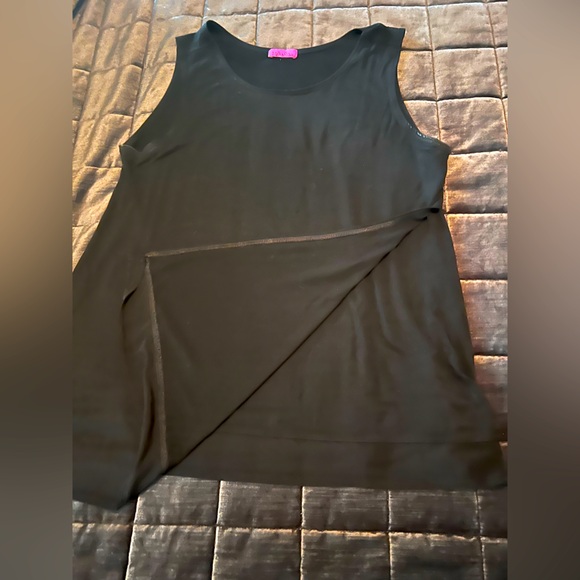 Long tank top with asymmetrical front and sheer band at the bottom-beautiful! - Picture 2 of 3